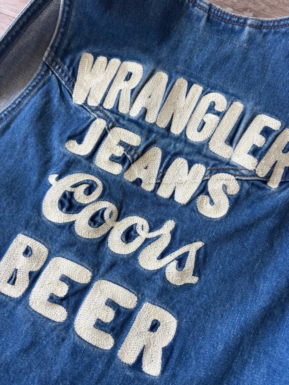 Wrangler & Coors Banquet Denim Vest - Picture 6 of 7